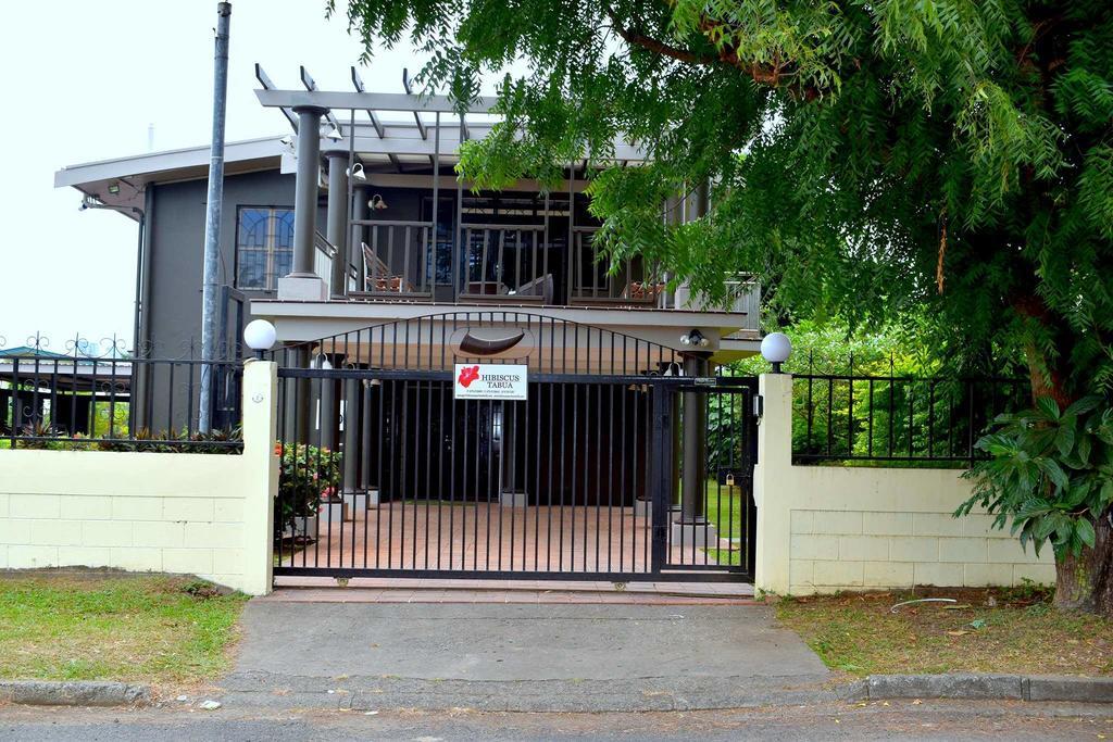 Hibiscus Tabua Villas Nadi Exterior photo